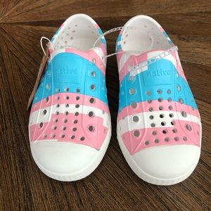 NWT Native Shoes Jefferson stripes c7